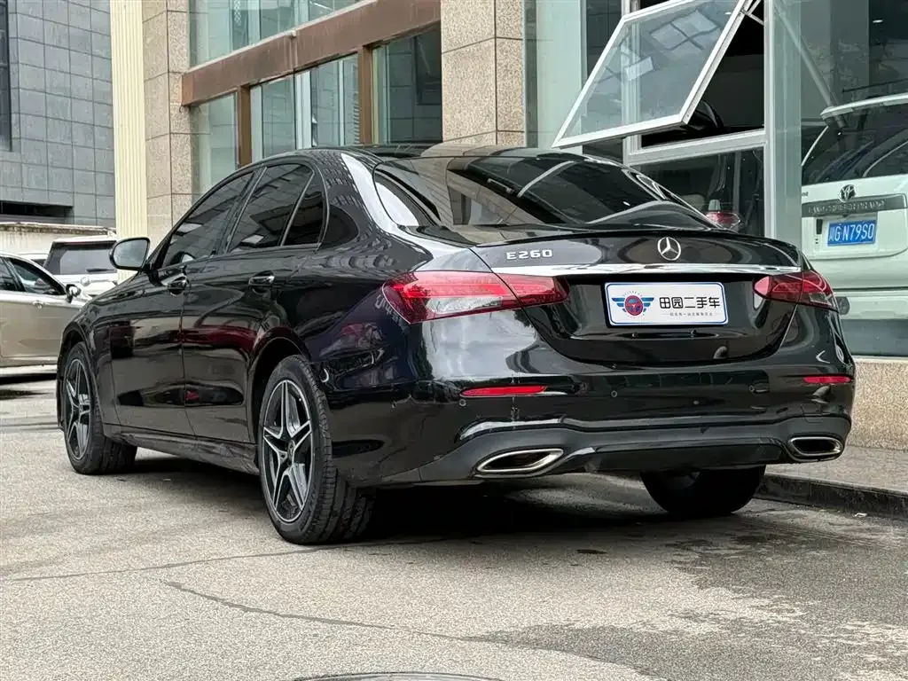 Mercedes-Benz E-Class (Import) — фото 4