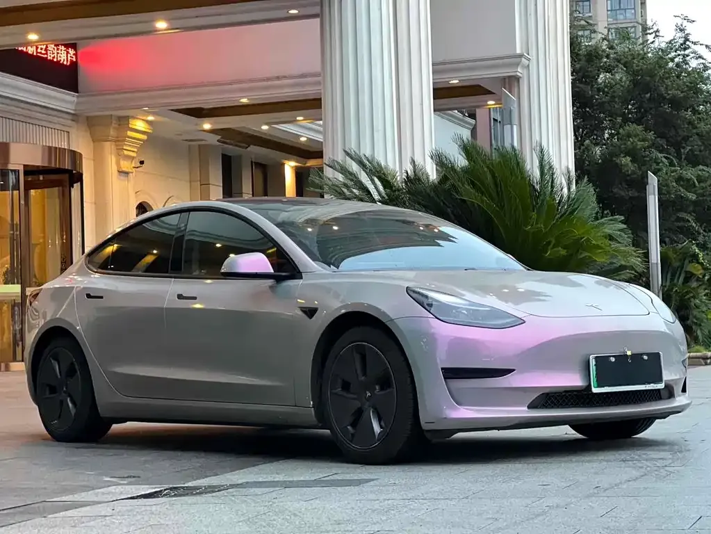 Tesla Model 3 — фото 3