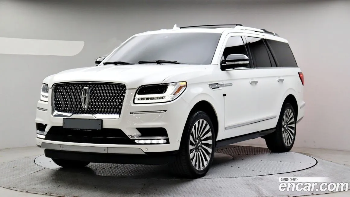 Lincoln Navigator — фото 1