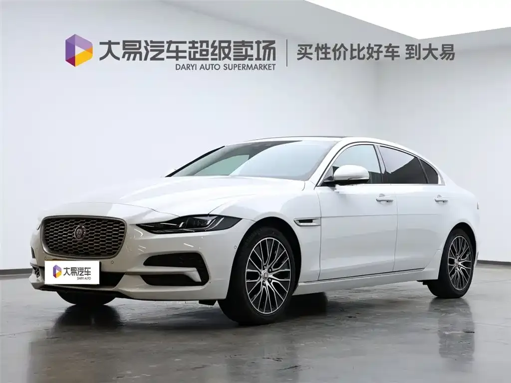 Jaguar XEL — фото 1