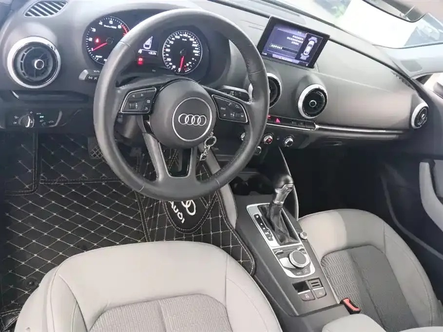 Audi A3 — фото 10