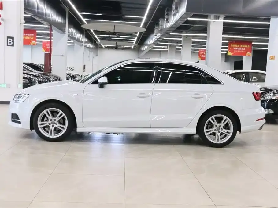 Audi A3 — фото 3