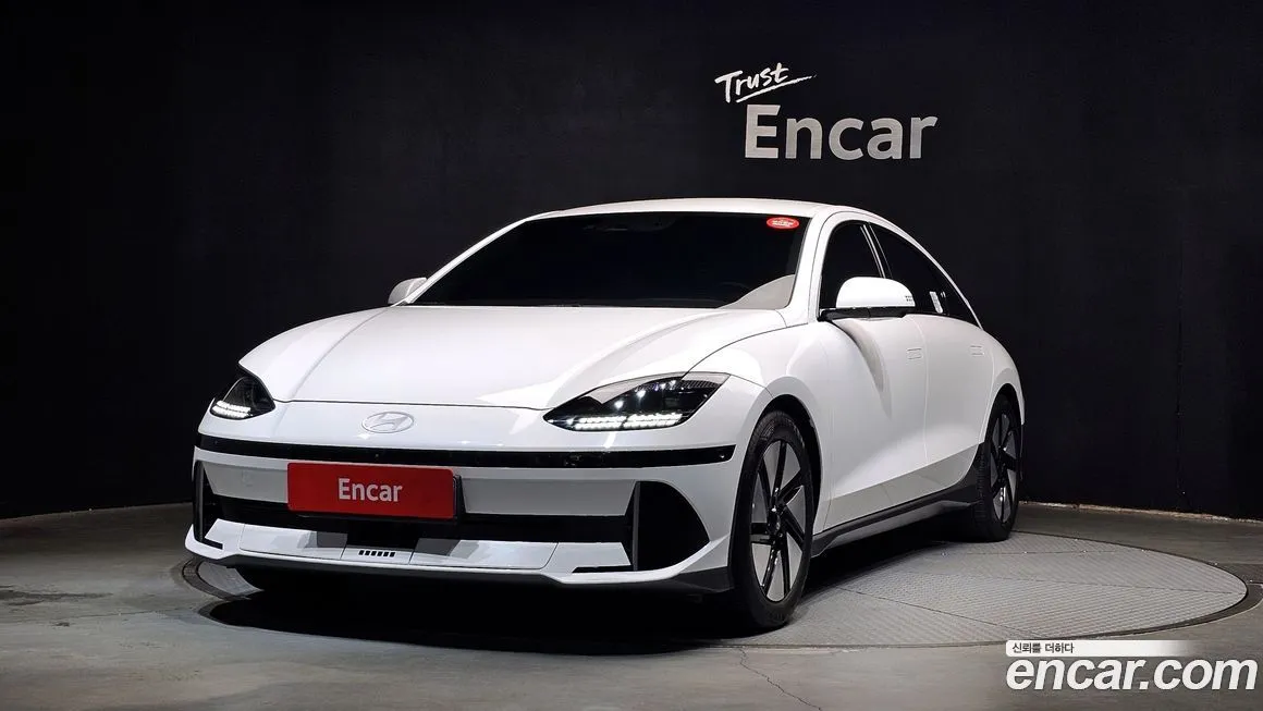 Hyundai Ioniq6 — фото 1