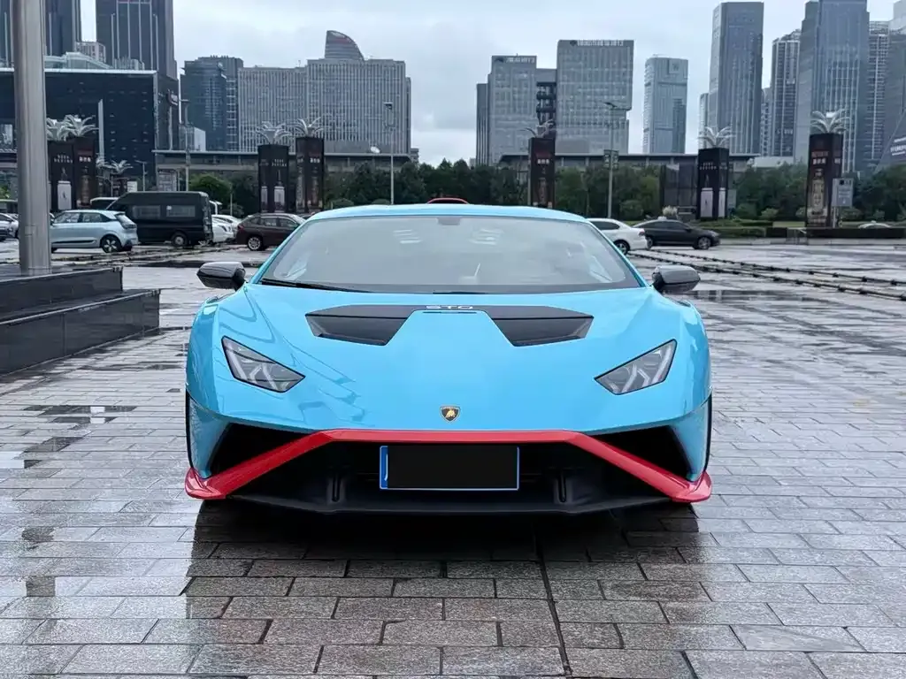 Lamborghini Huracan — фото 1