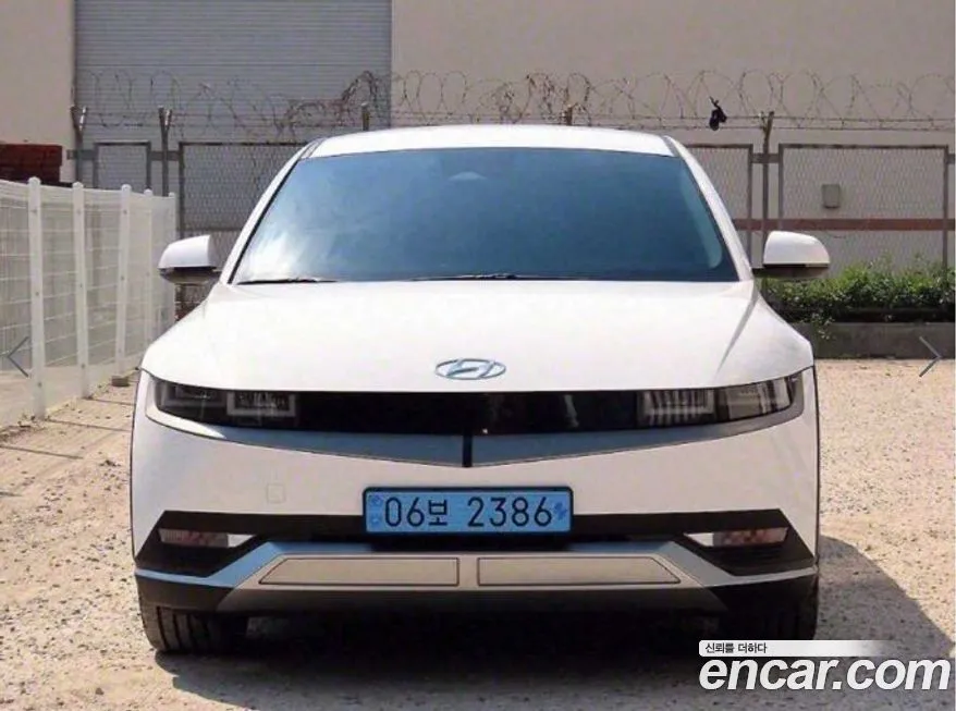 Hyundai Ioniq5 — фото 2