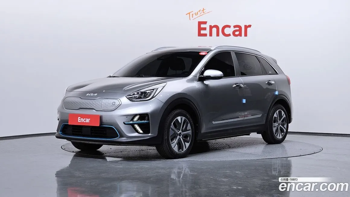 Kia Niro — фото 1