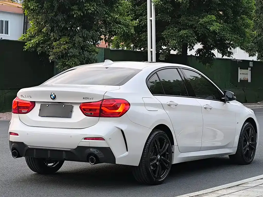 BMW 1 Series — фото 5
