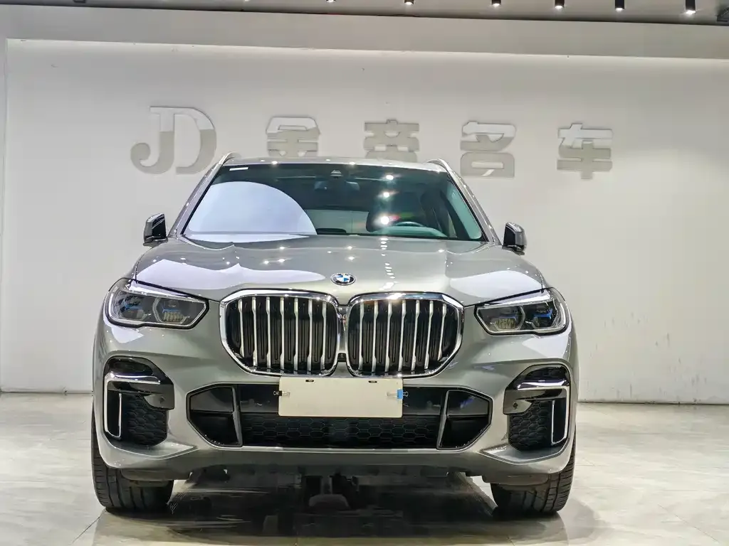 BMW X5 — фото 2