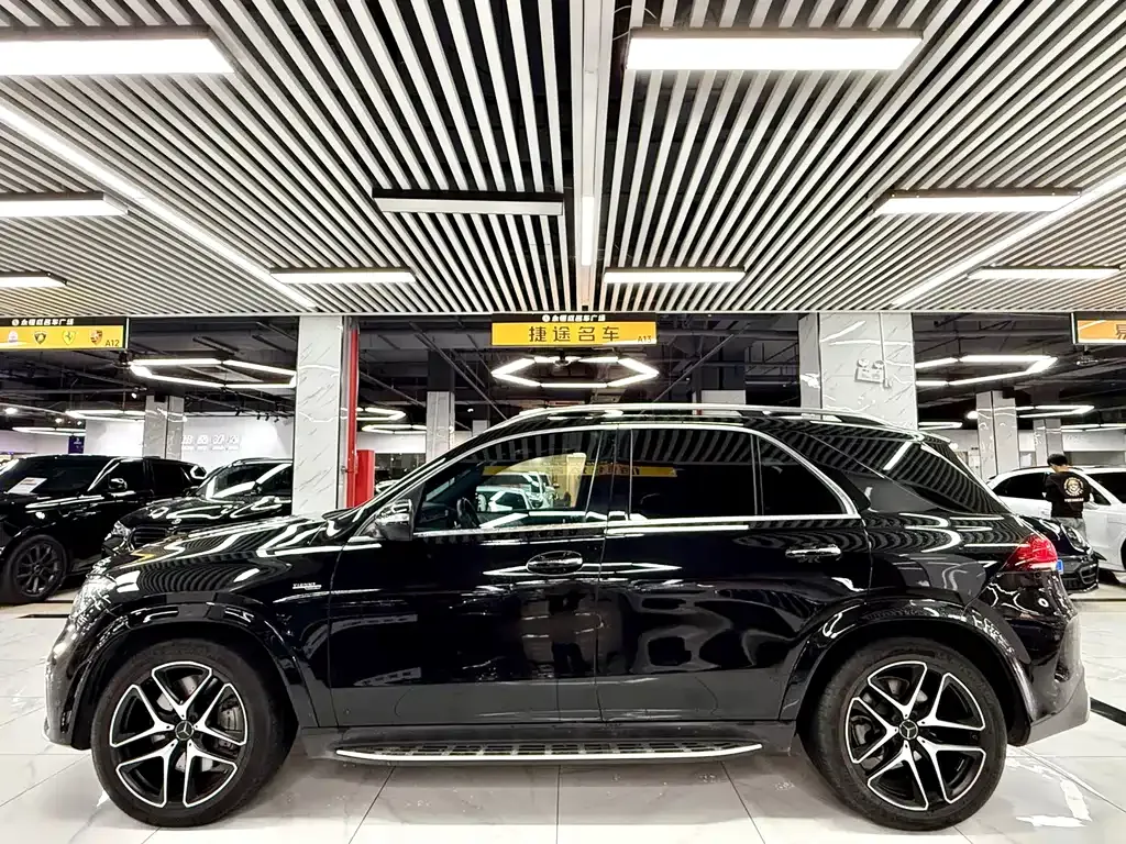 Mercedes-Benz GLE AMG — фото 4