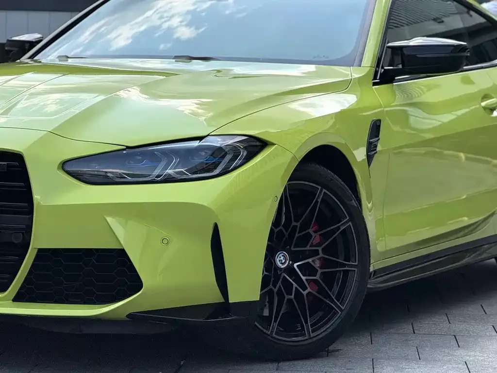 BMW M4 — фото 4
