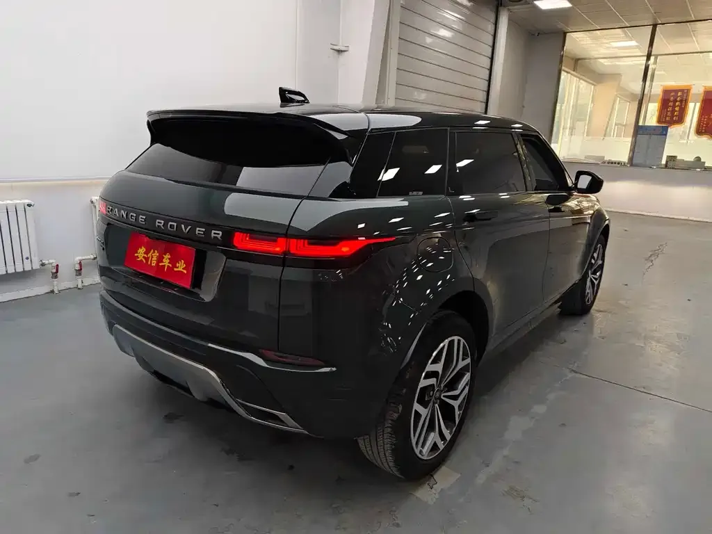 Land Rover Evoque — фото 5