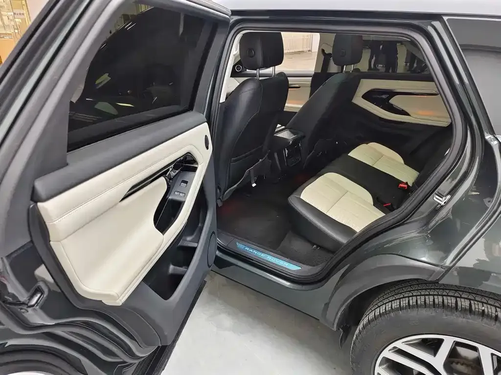 Land Rover Evoque — фото 8