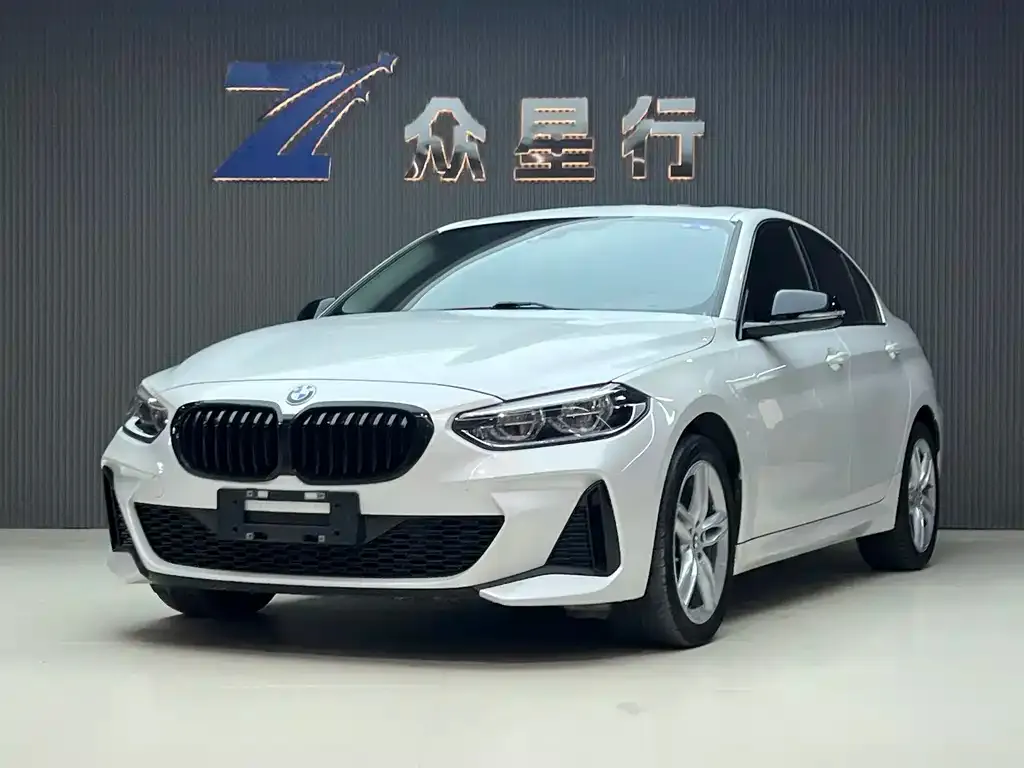 BMW 1 Series — фото 1