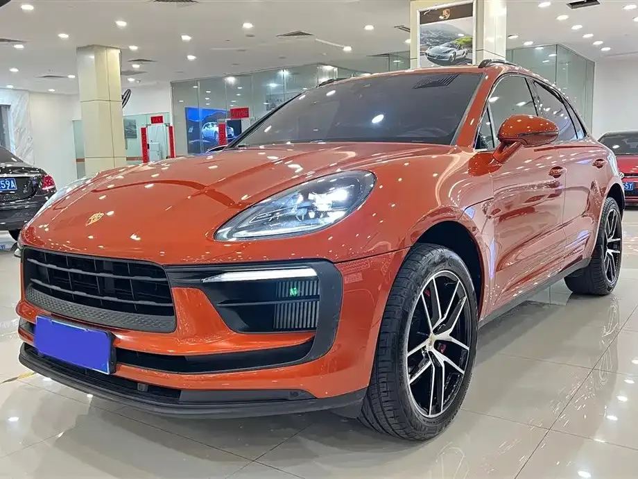 Porsche Macan — фото 1