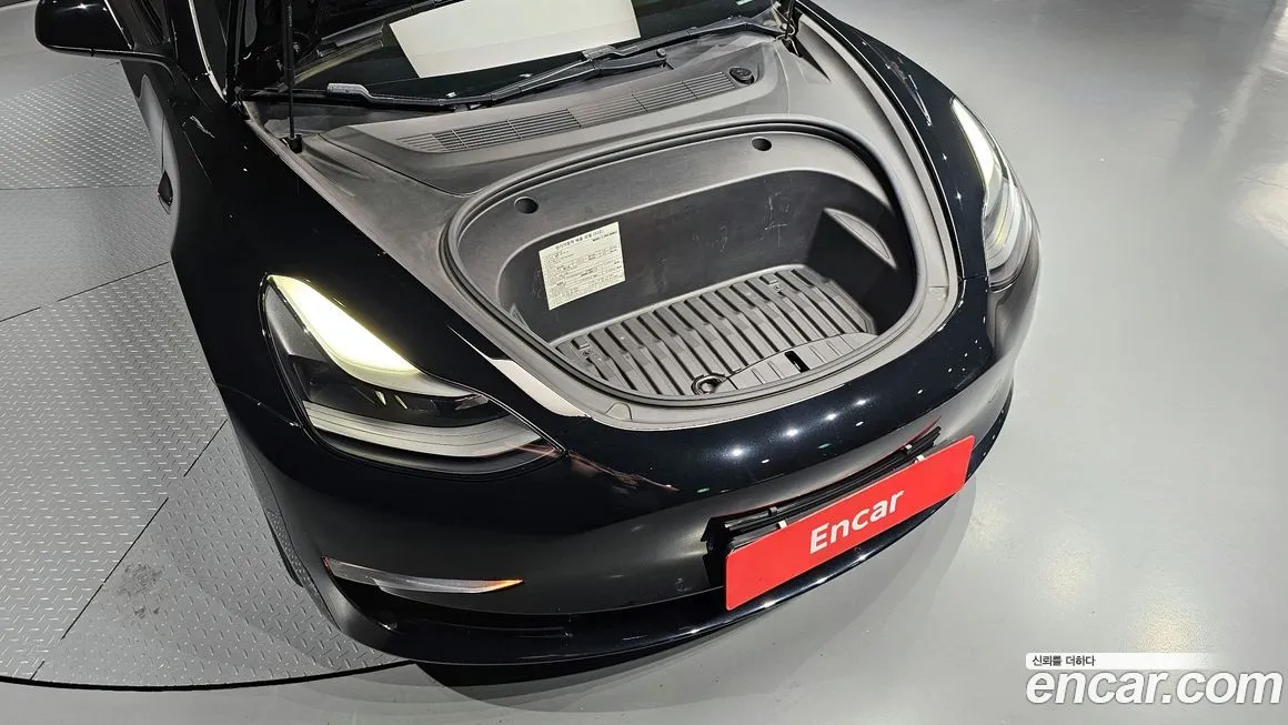 Tesla Model 3 — фото 6