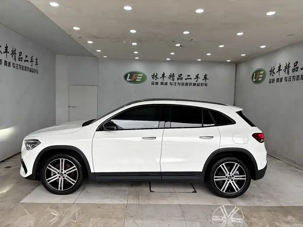 Mercedes-Benz GLA — фото 5