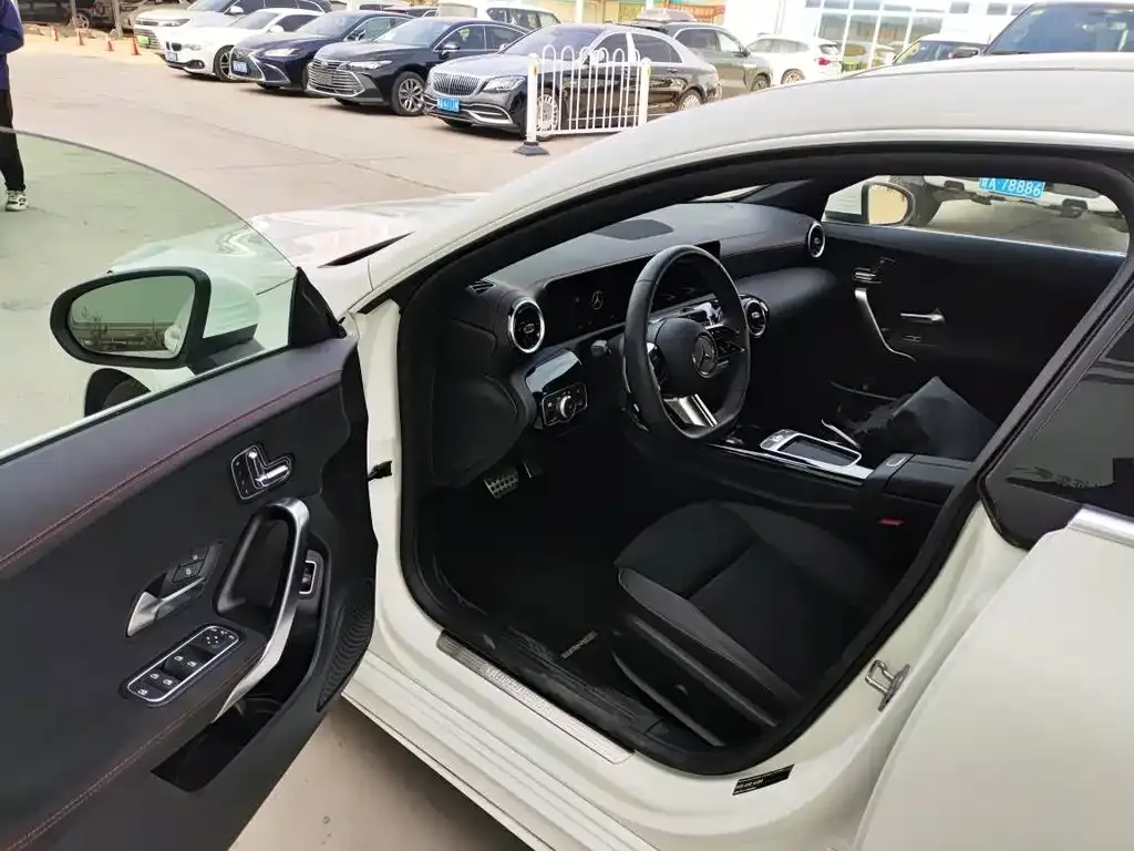 Mercedes-Benz CLA (Import) — фото 8