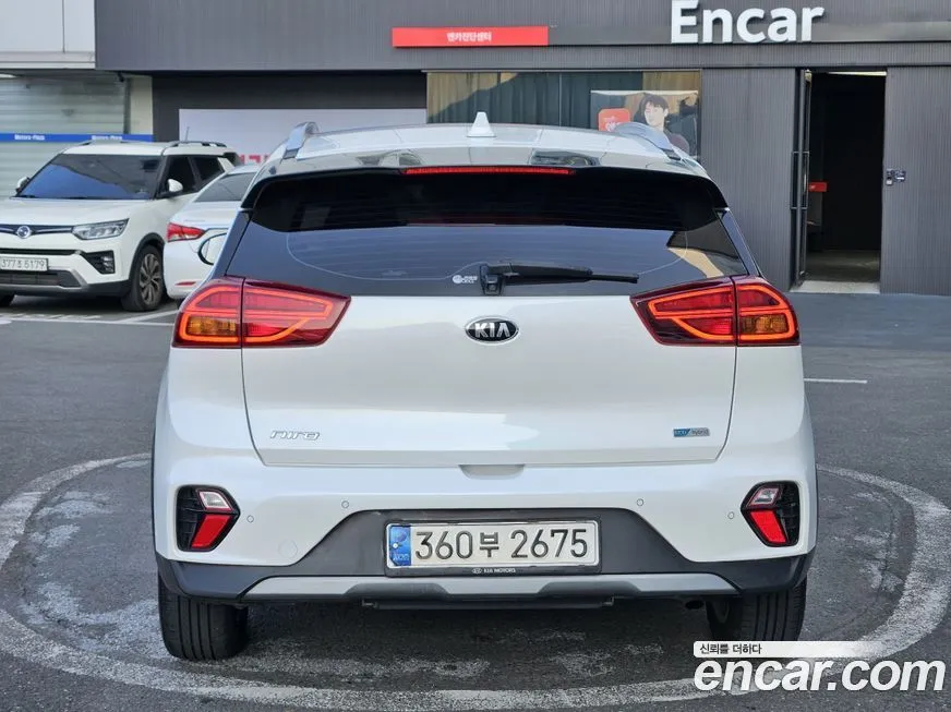 Kia Niro — фото 3