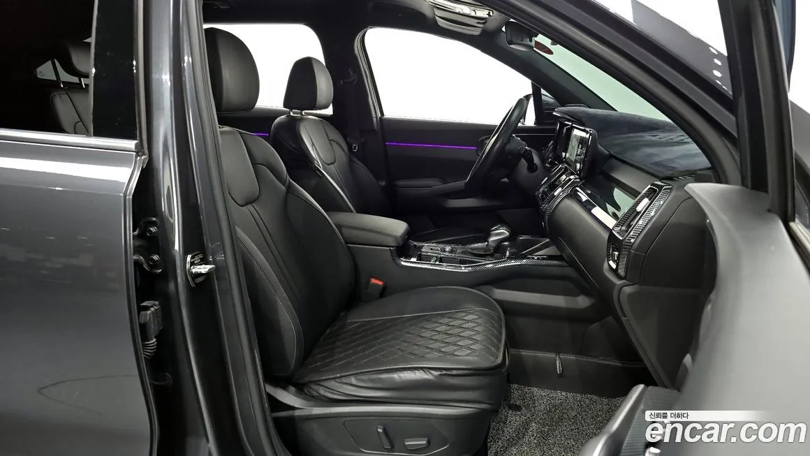 Kia Sorento — фото 10
