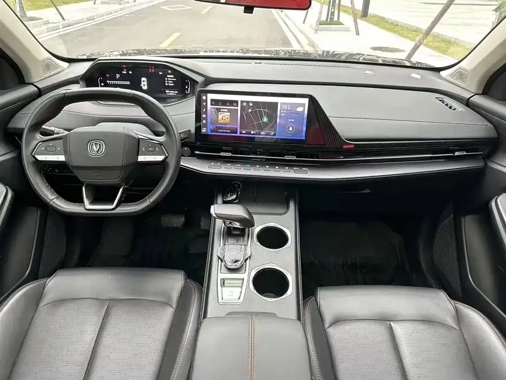Changan CS55PLUS — фото 10