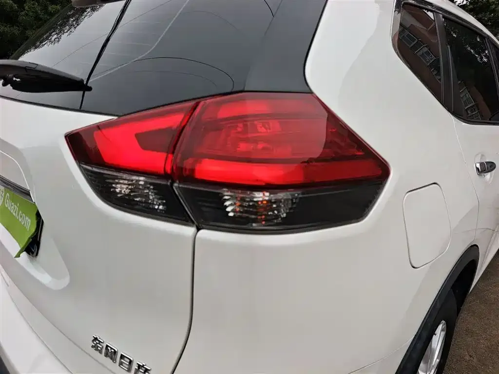 Nissan X-Trail — фото 10