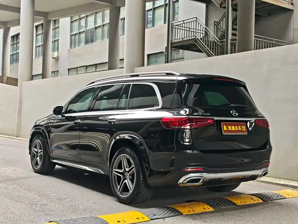Mercedes-Benz GLS — фото 6