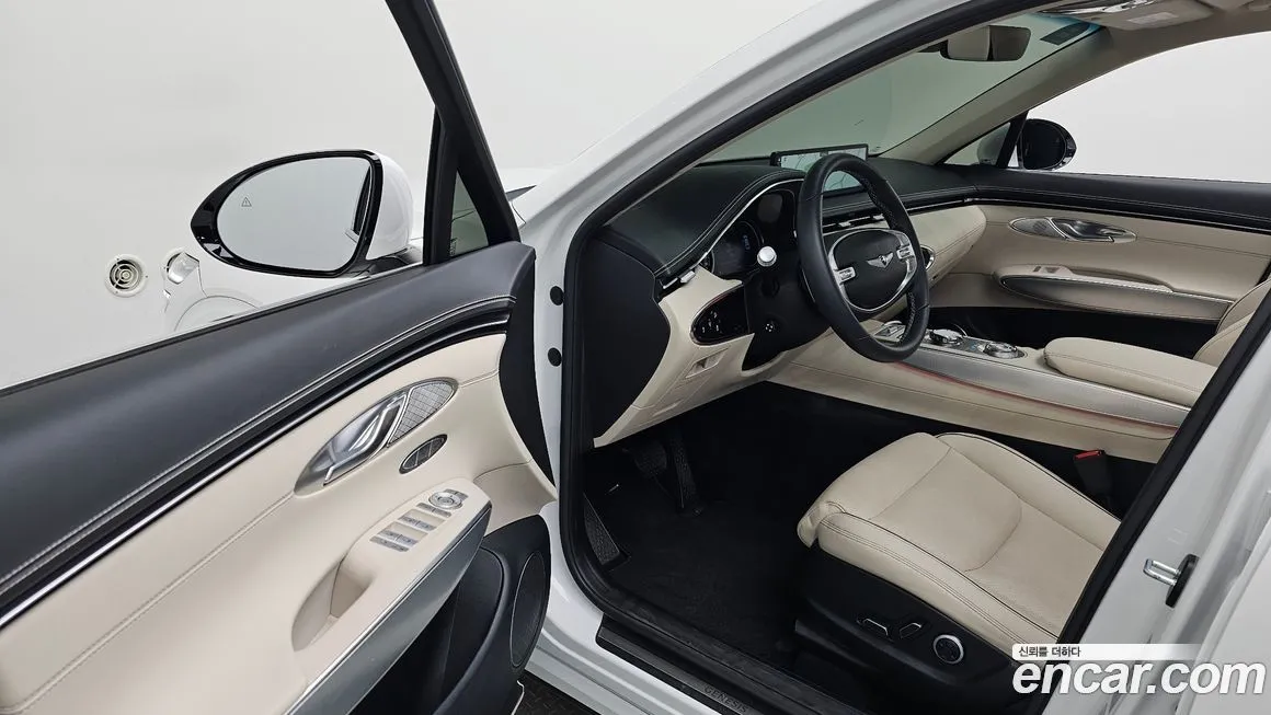 Genesis GV70 — фото 10