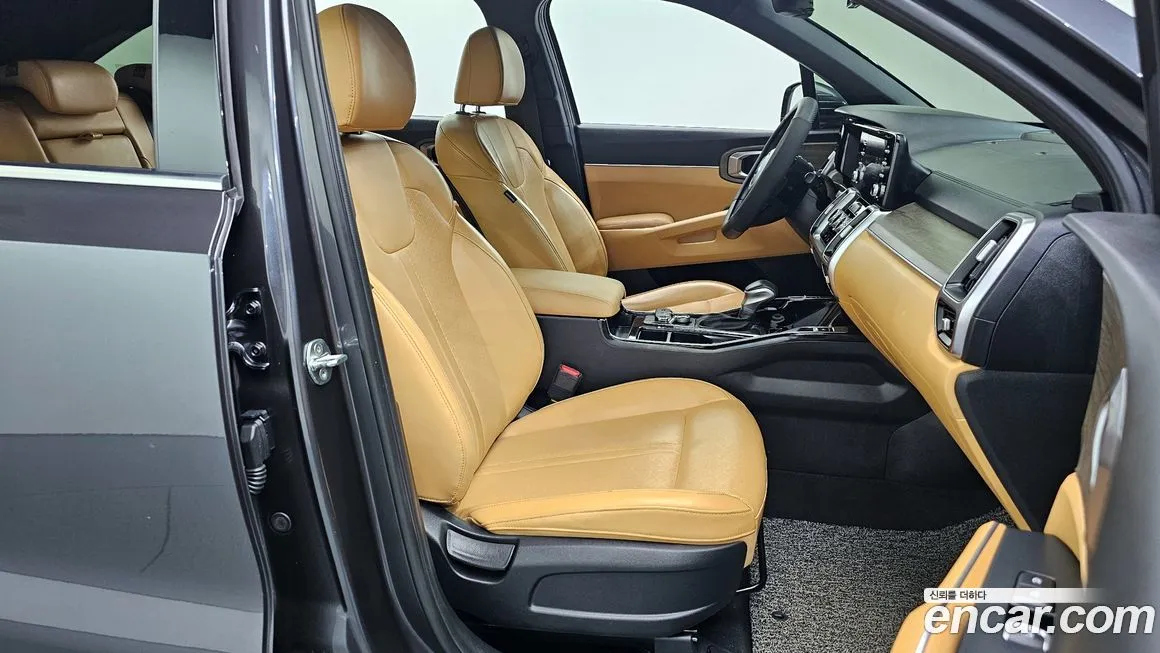 Kia Sorento — фото 10