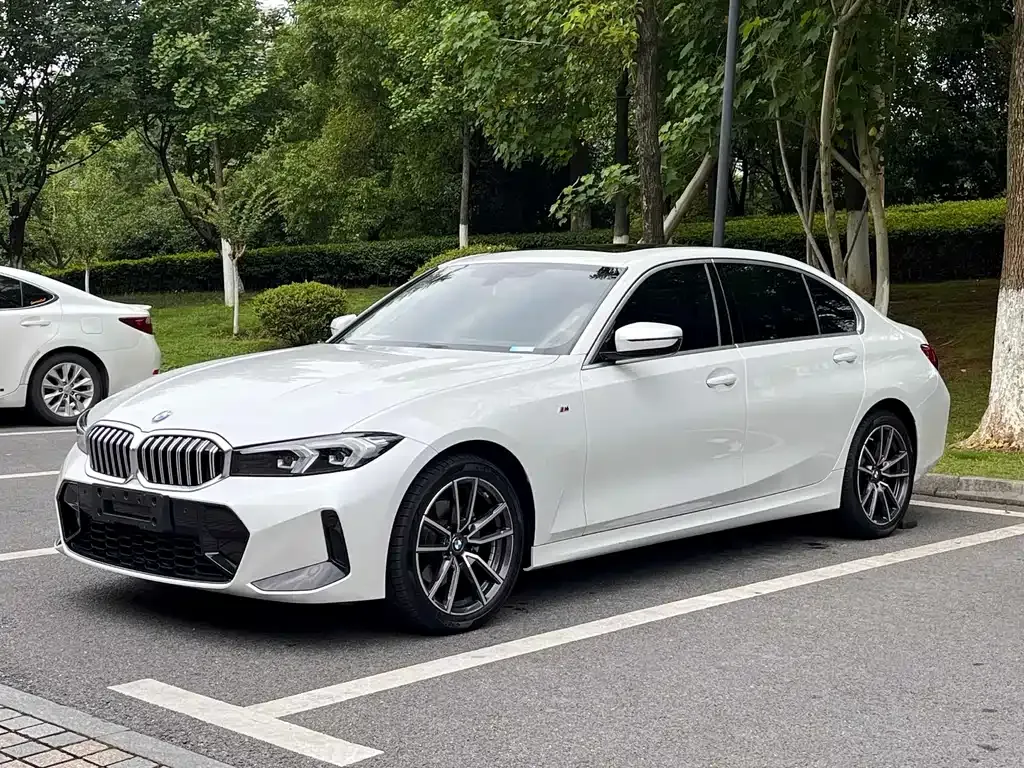 BMW 3 Series — фото 1