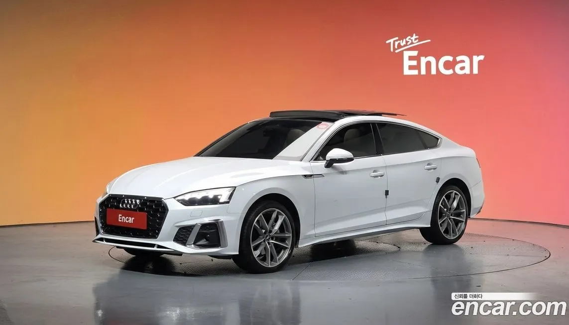 Audi A5 — фото 1