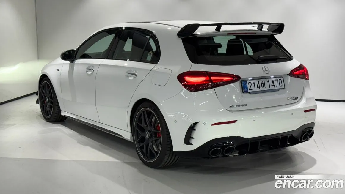 Mercedes-Benz A-Class — фото 6
