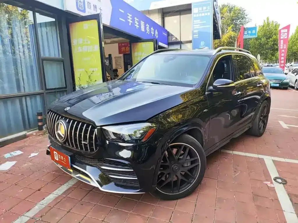 Mercedes-Benz GLE AMG — фото 1