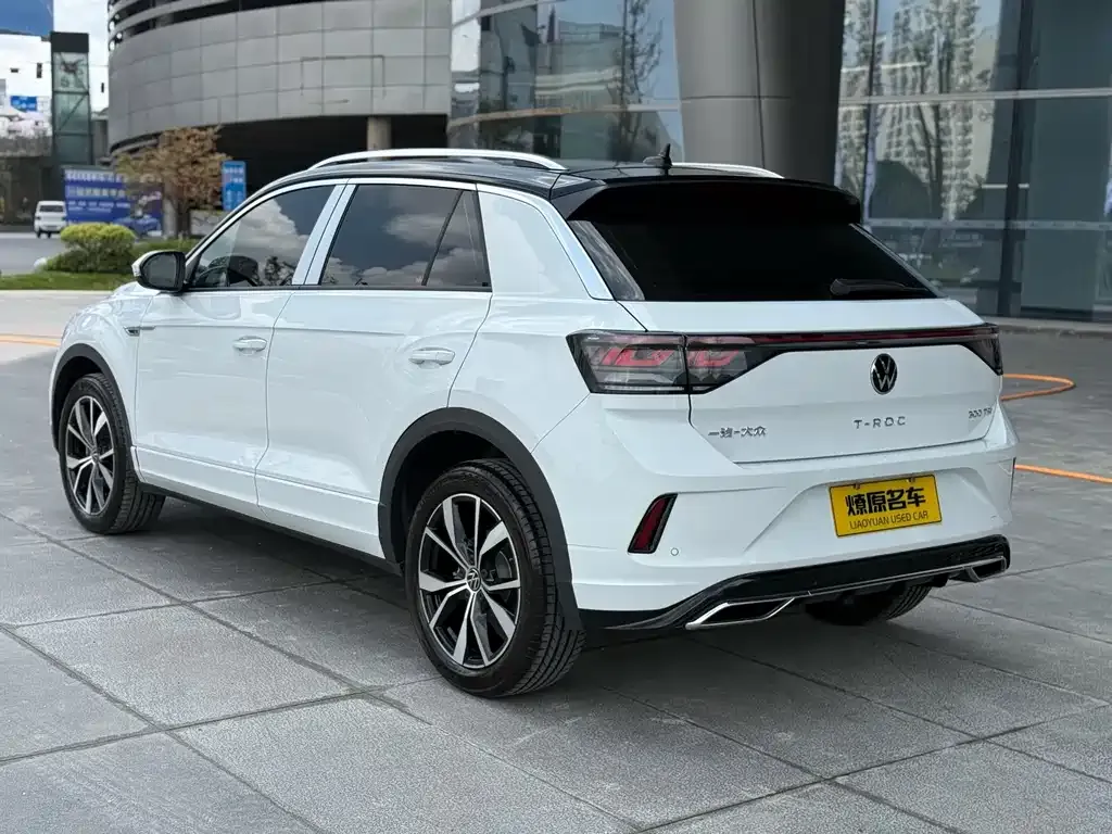 Volkswagen T-Roc — фото 5
