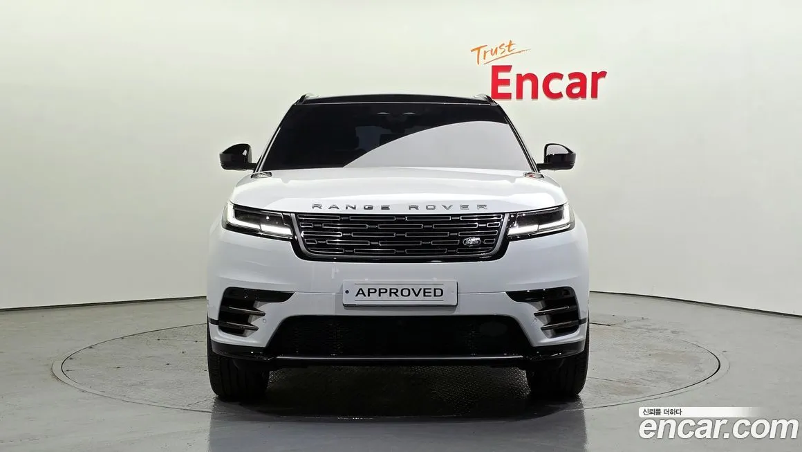 Land Rover Range Rover Velar — фото 8