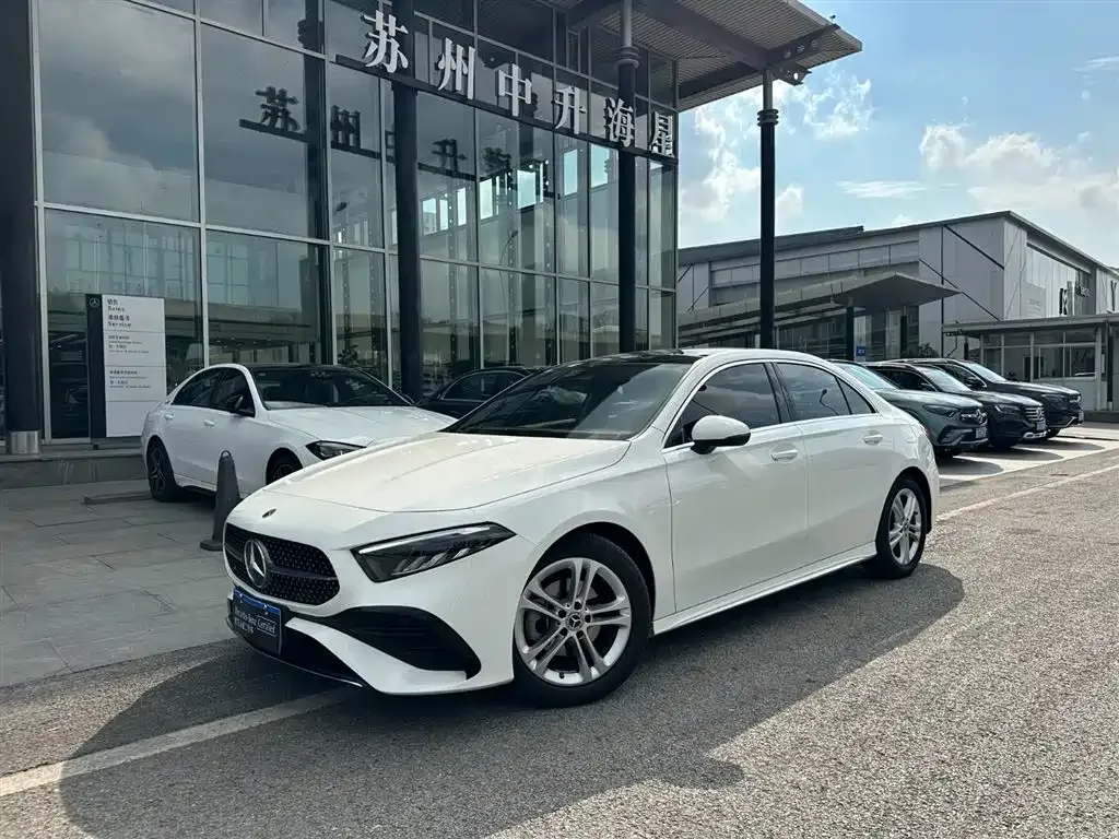 Mercedes-Benz A-Class — фото 1