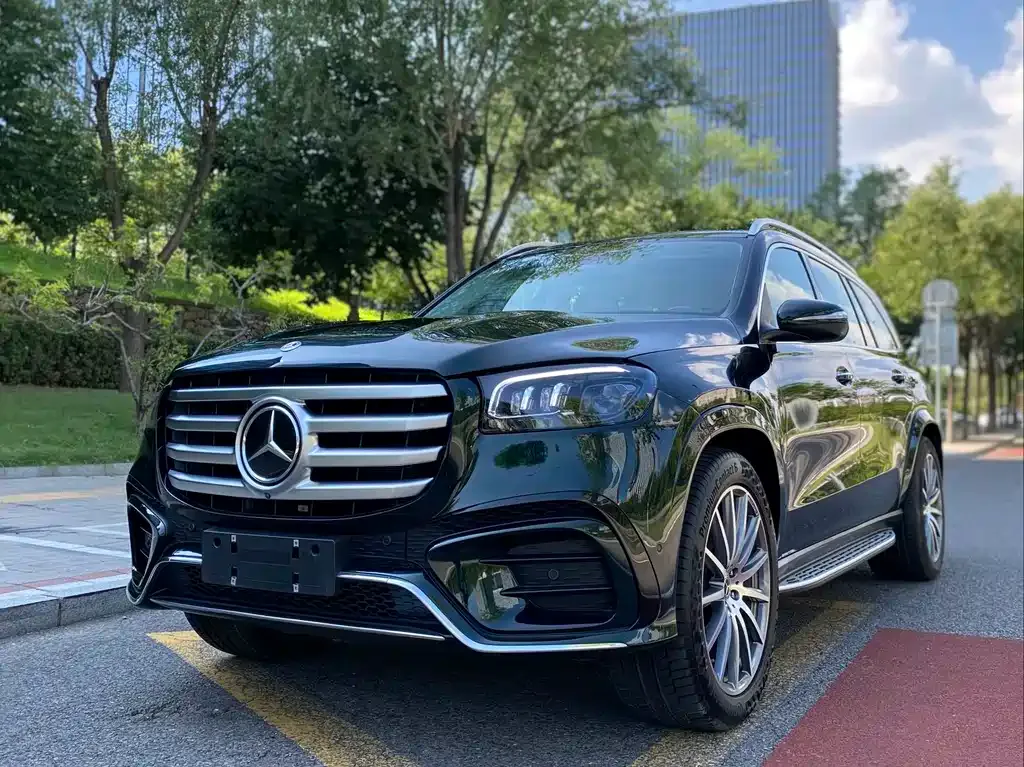 Mercedes-Benz GLS — фото 1