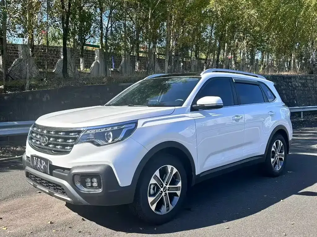Kia Sportage — фото 1