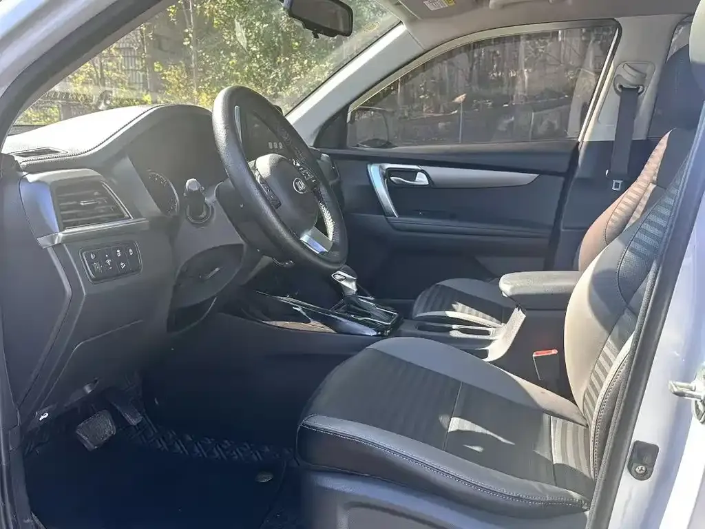 Kia Sportage — фото 4