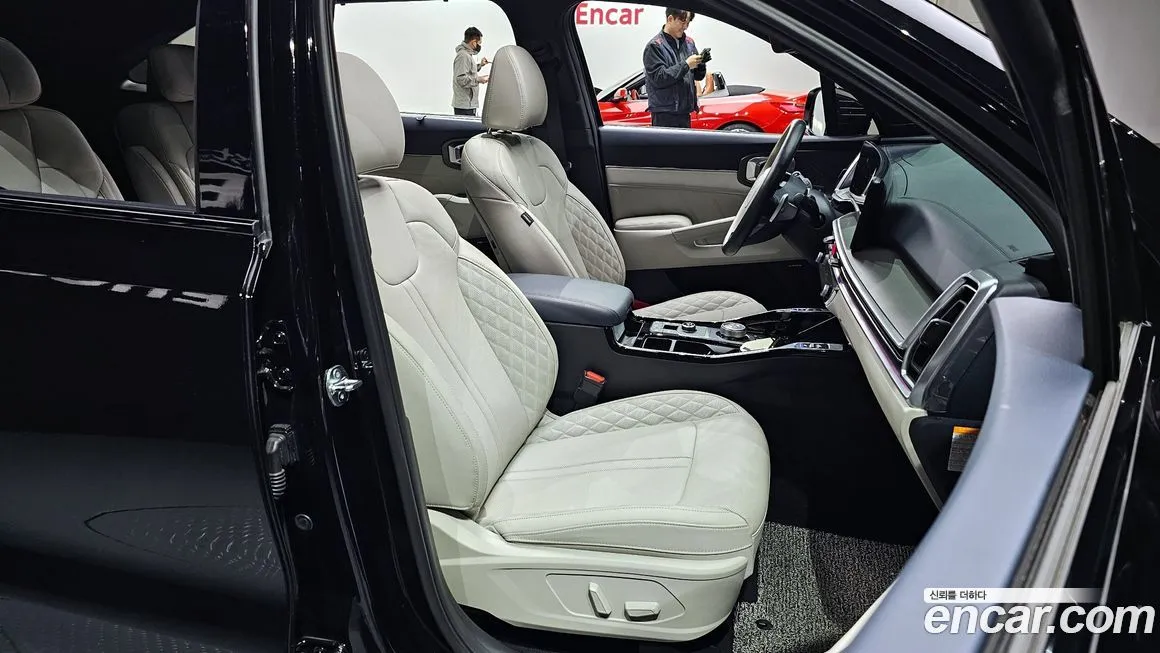 Kia Sorento — фото 10