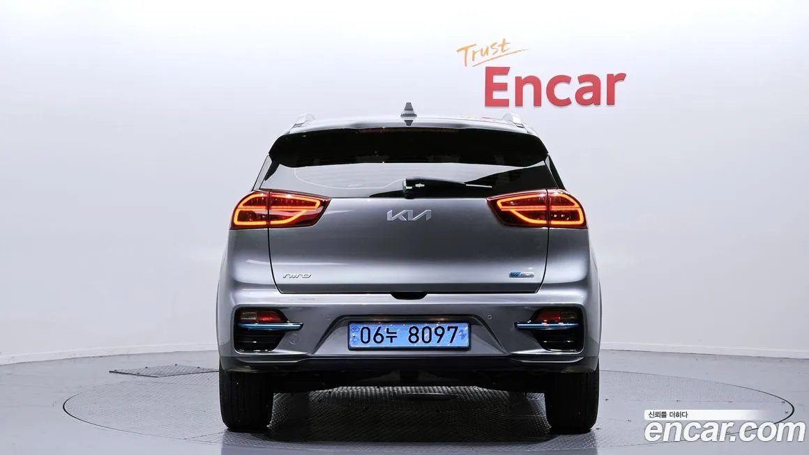 Kia Niro — фото 4