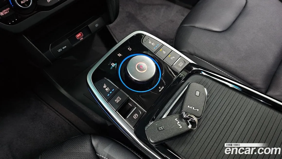 Kia Niro — фото 9