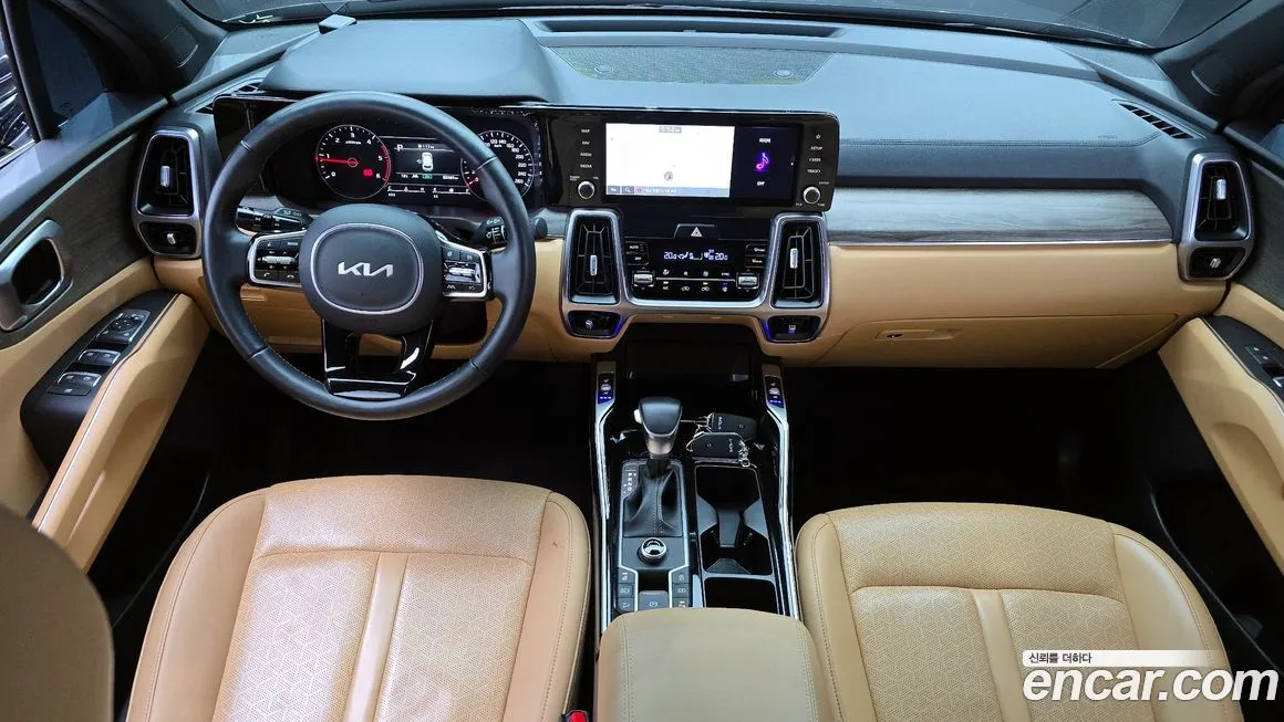 Kia Sorento — фото 7