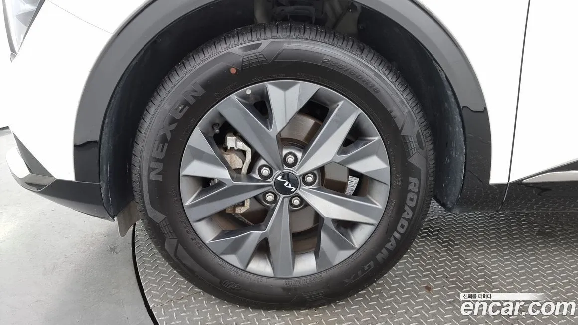 Kia Sportage — фото 5
