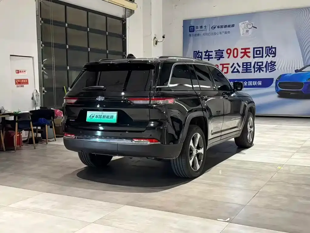 Jeep Grand Cherokee 4xe (Import) — фото 9