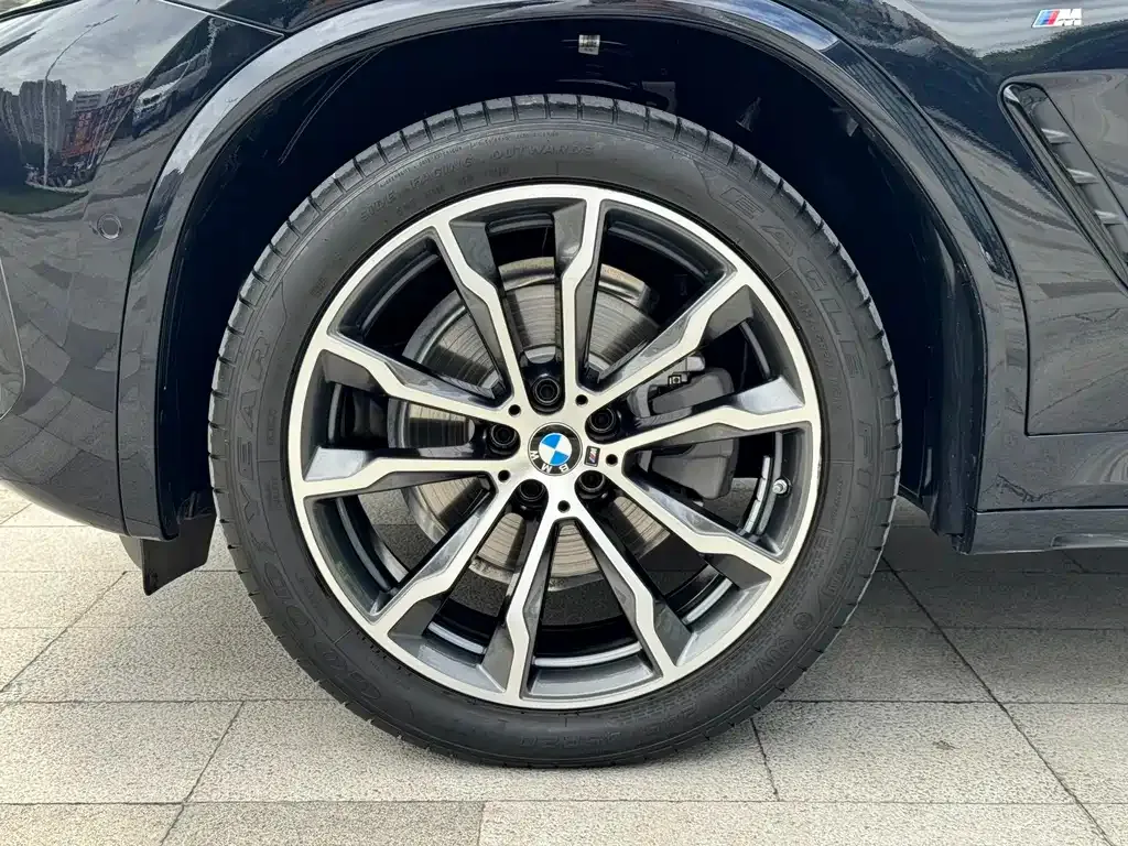 BMW X3 — фото 10
