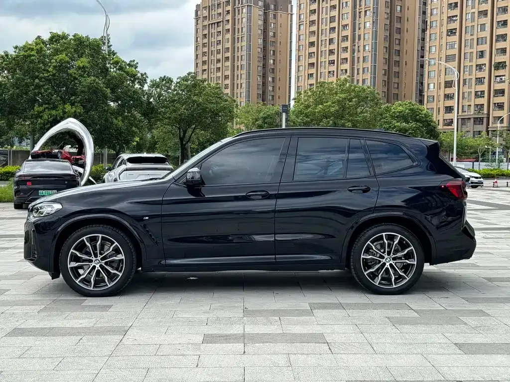 BMW X3 — фото 9