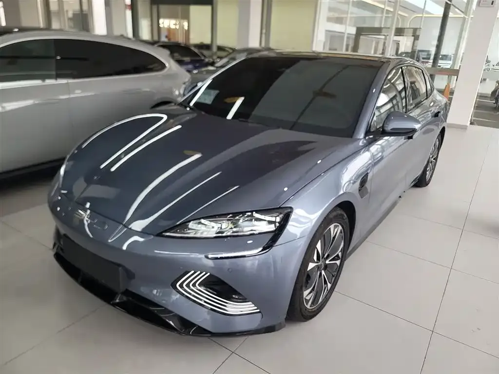 BYD Seal — фото 2