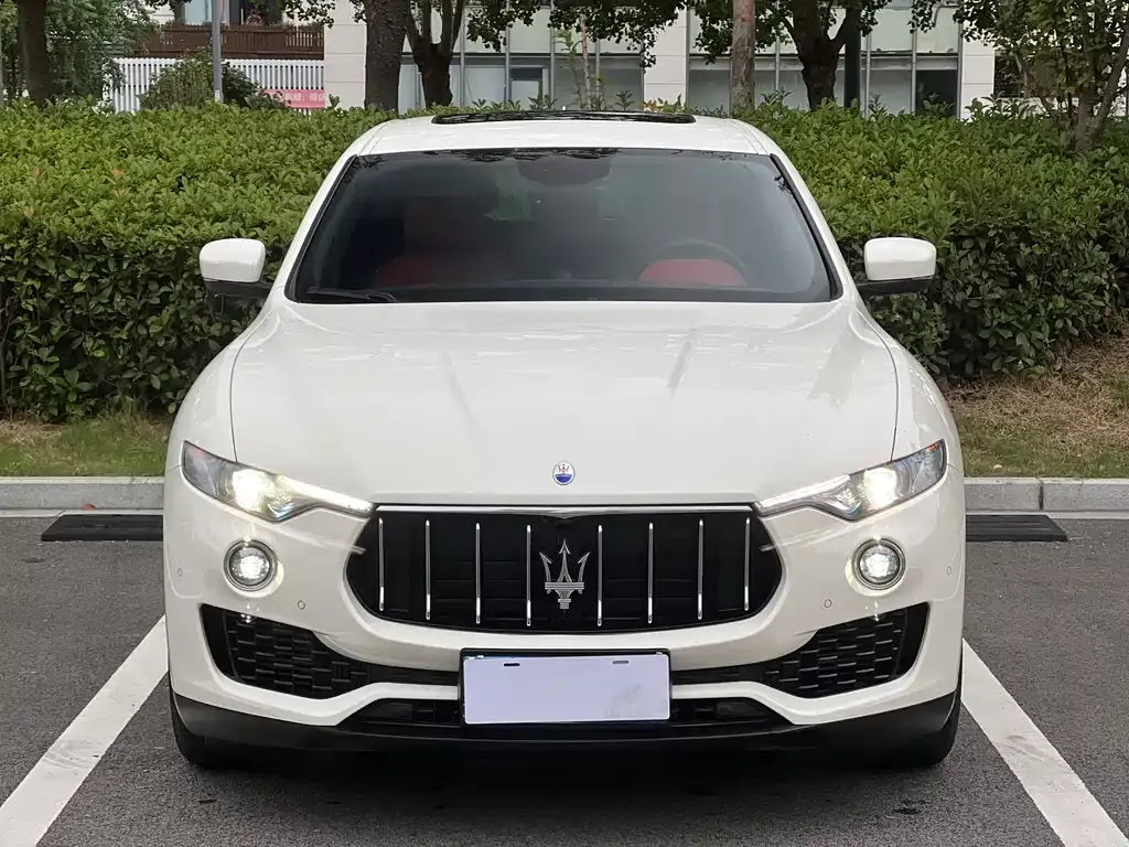 Maserati Levante — фото 2