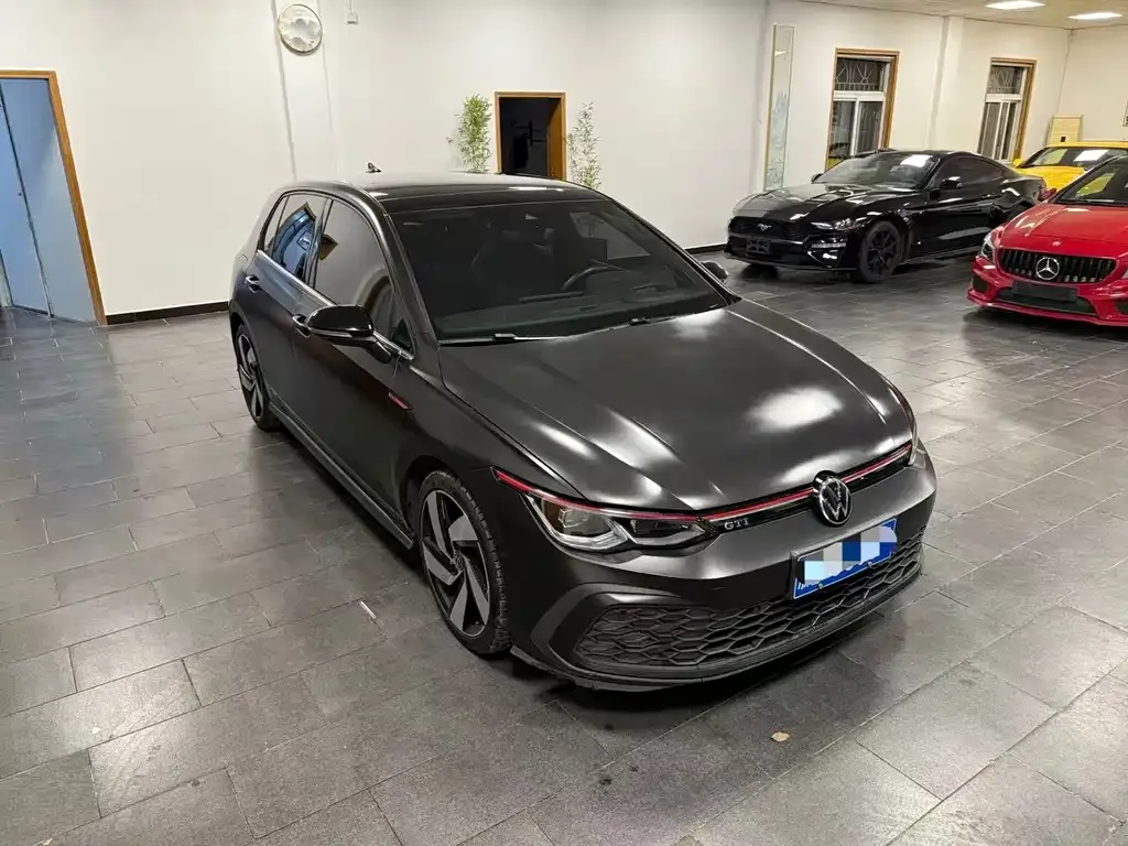 Volkswagen Golf GTI — фото 3