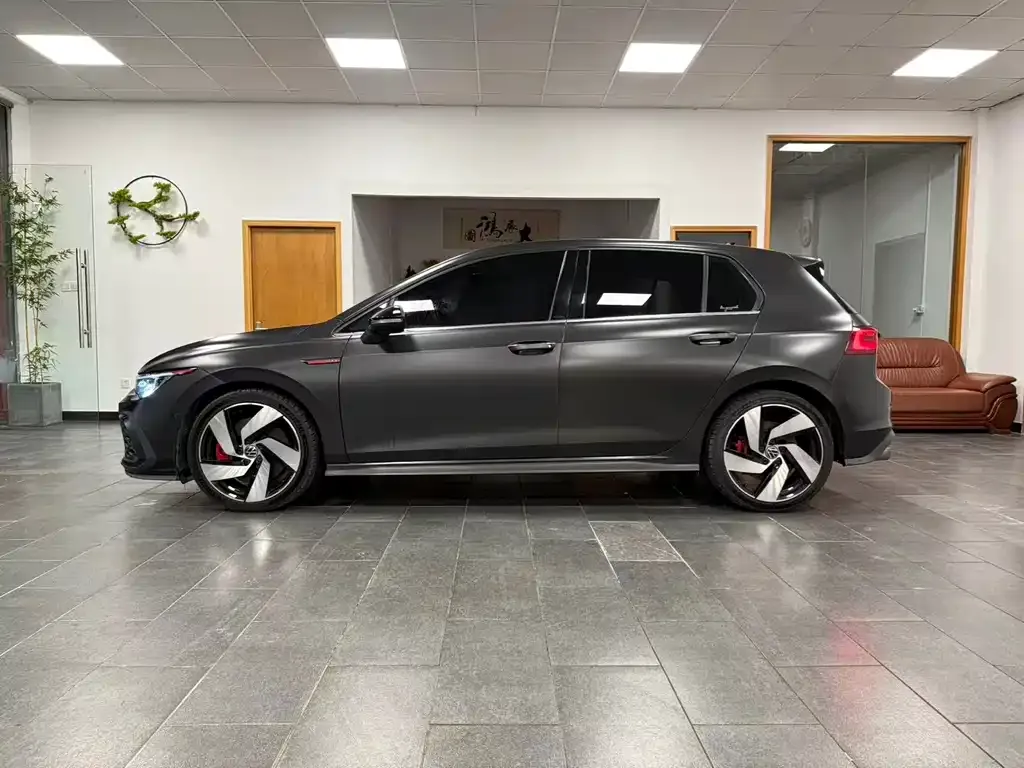 Volkswagen Golf GTI — фото 4
